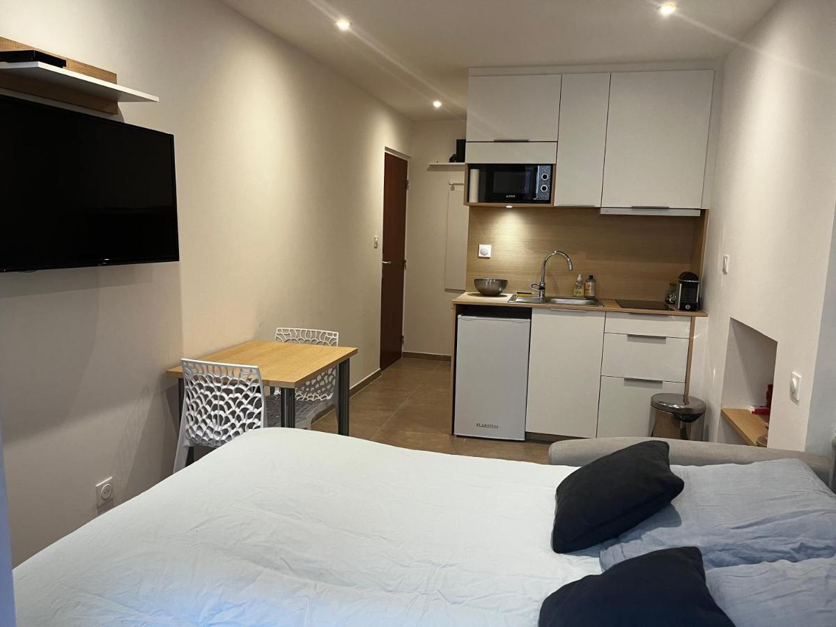 Charmant Studio Au Coeur De La Rue Fesch D'Ajaccio Ajaccio  Bagian luar foto