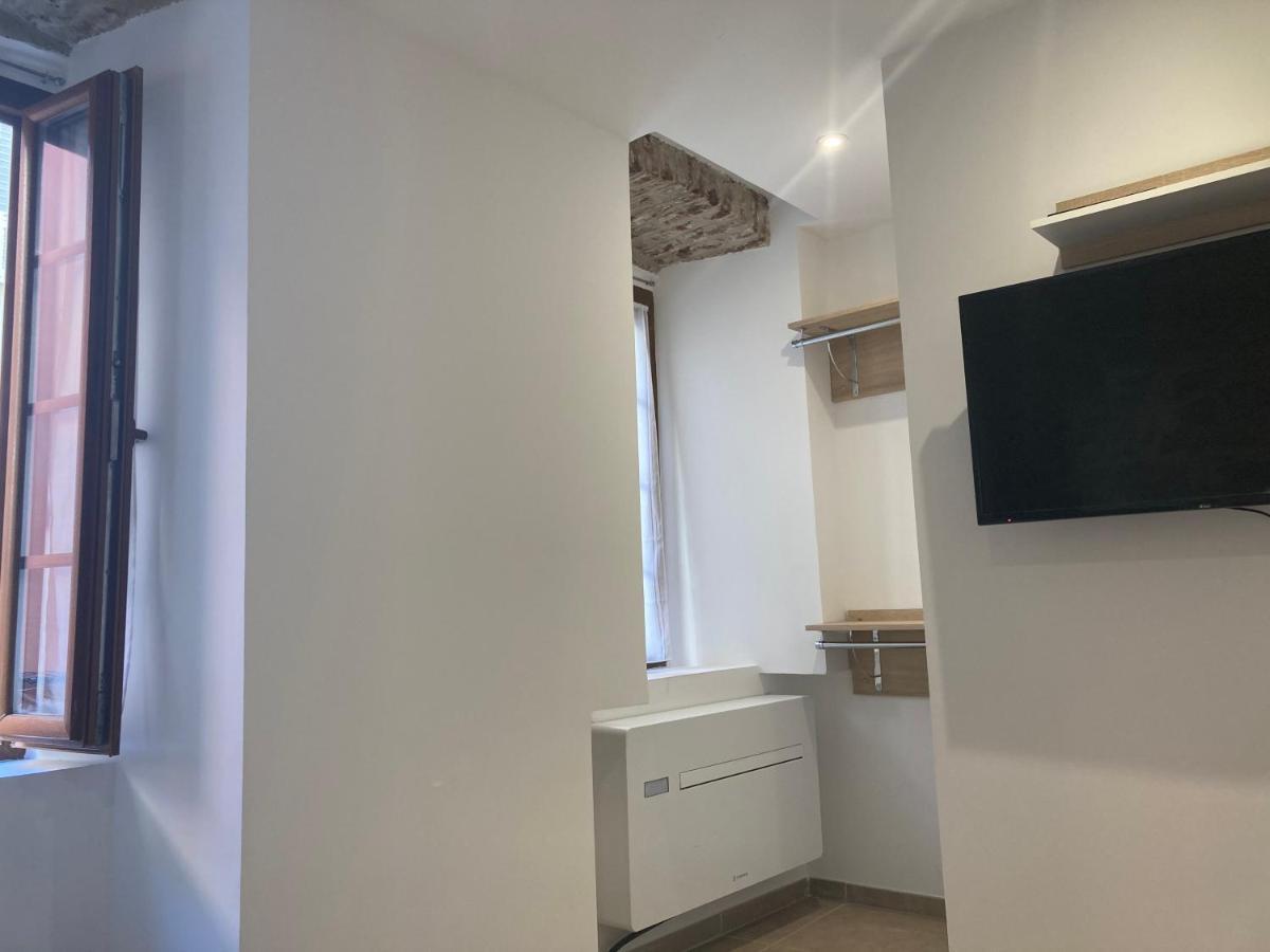 Charmant Studio Au Coeur De La Rue Fesch D'Ajaccio Ajaccio  Bagian luar foto